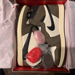 Travis Scott cactus jack Jordan 1s